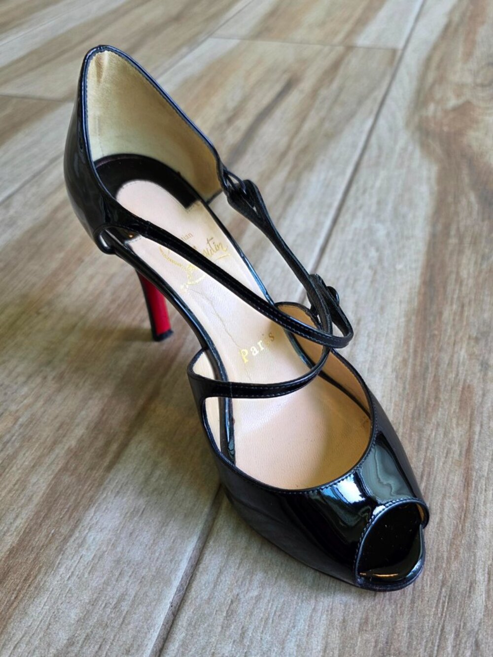 Christian Louboutin Debriditoe 85 Black Patent Leather Strappy Shoe Eur. 35